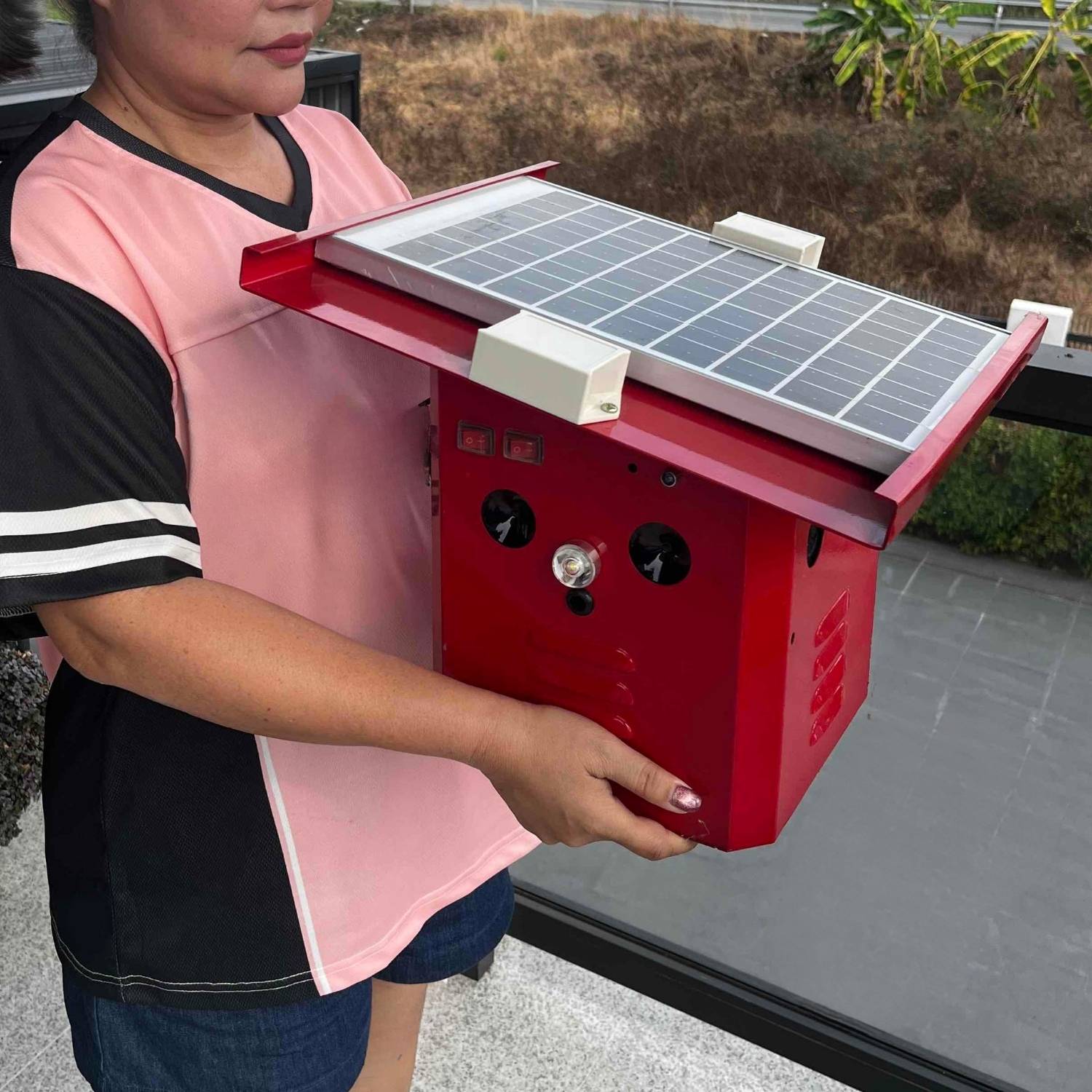 เครื่องไล่นกอัลตราโซนิก | อุปกรณ์ไล่นกอัลตราโซนิก | เครื่องไล่นกพลังงานแสงอาทิตย์